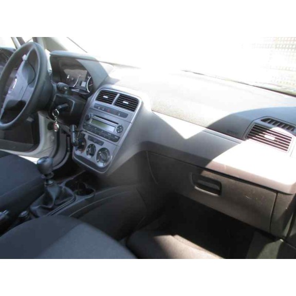 fiat punto (199) del año 2013