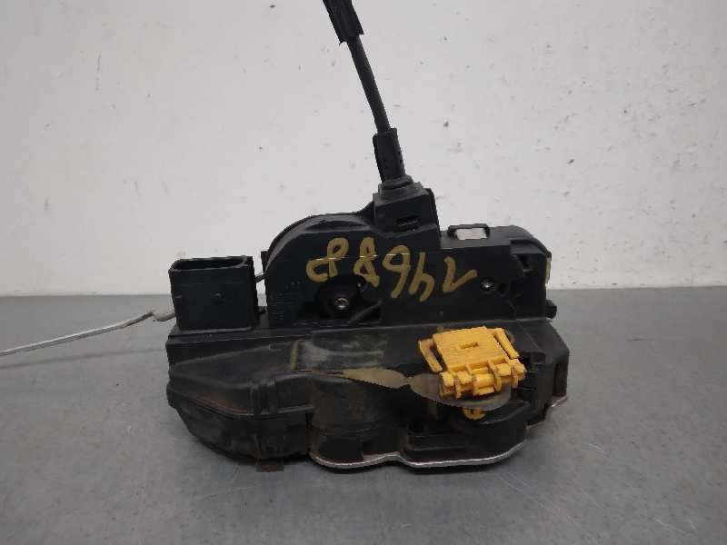 Recambio de cerradura puerta delantera derecha para opel insignia berlina expression referencia OEM IAM  5 PINES 