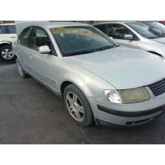 volkswagen passat berlina (3b2) del año 2000