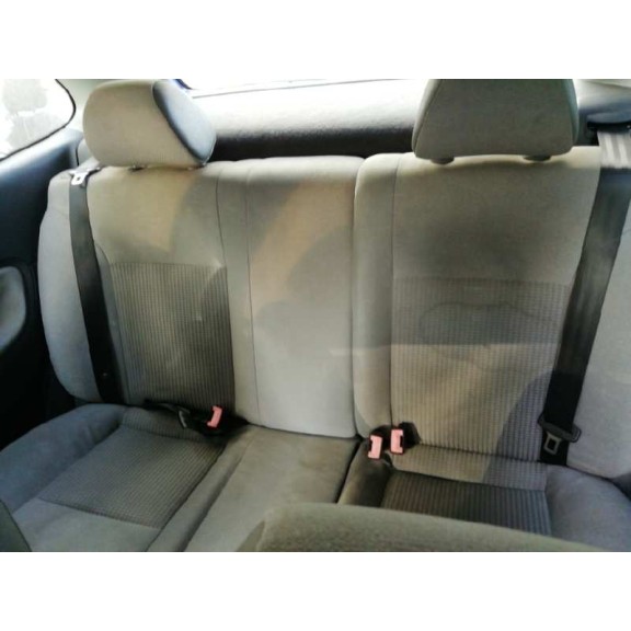 seat ibiza (6l1) del año 2003