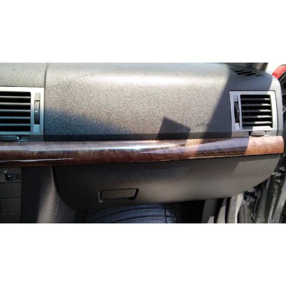 opel vectra c berlina del año 2004