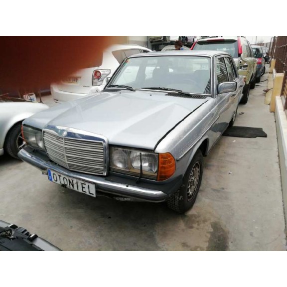 mercedes-benz clase e (w123) berlina+coupe del año 1984