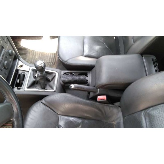 opel vectra c berlina del año 2004