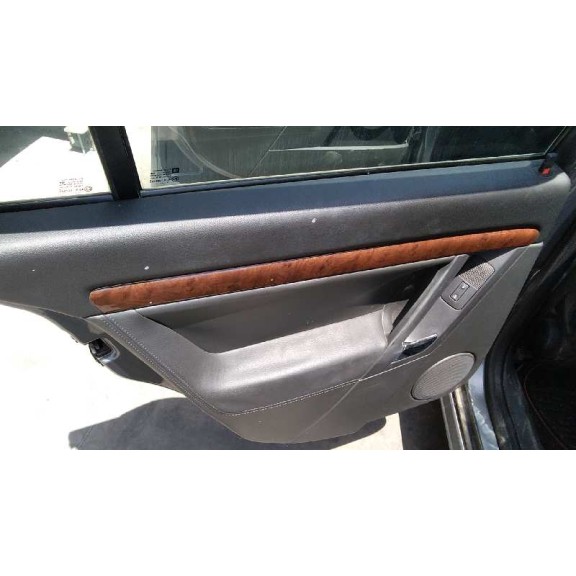 opel vectra c berlina del año 2004