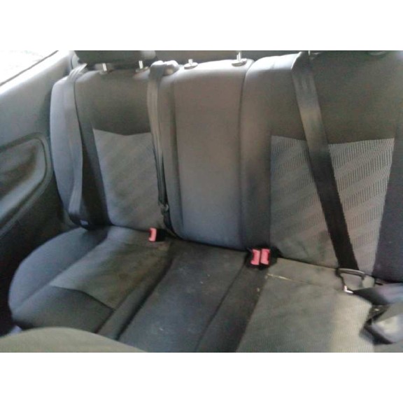 seat ibiza (6l1) del año 2005