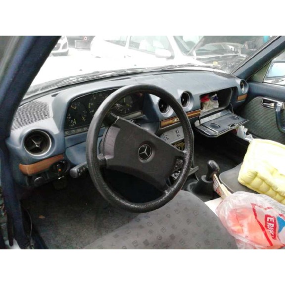 mercedes-benz clase e (w123) berlina+coupe del año 1984