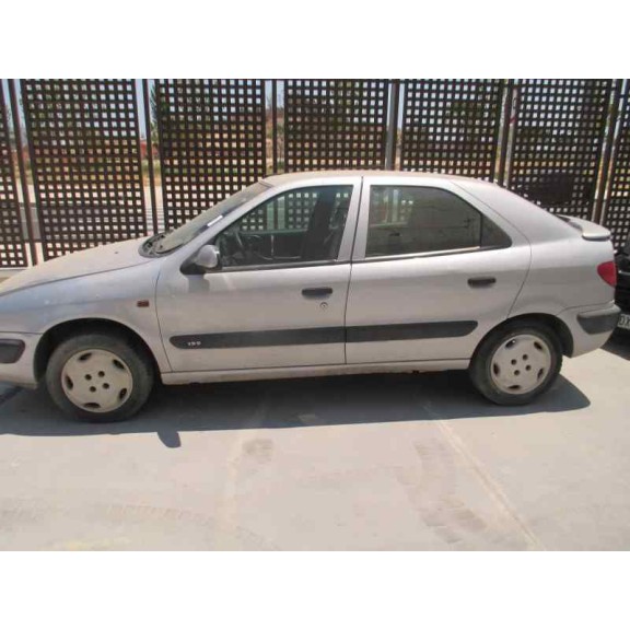 citroën xsara berlina del año 1998