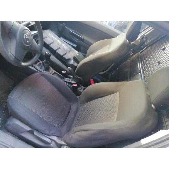 opel corsa d del año 2007