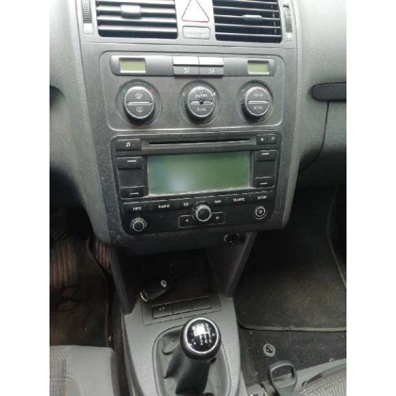 volkswagen touran (1t1) del año 2006