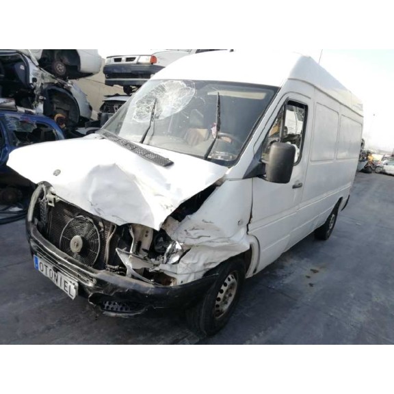 mercedes-benz sprinter 02.00  caja cerrada del año 2006