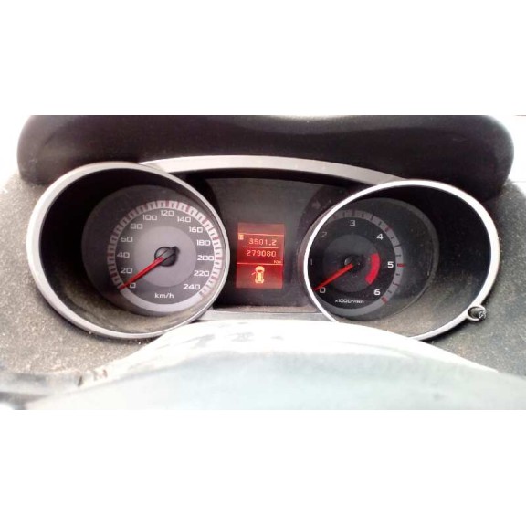 peugeot 4007 del año 2008