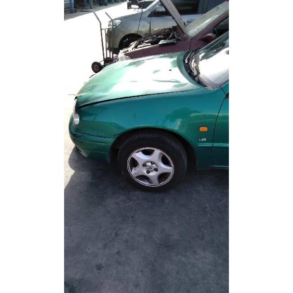 toyota corolla (e11) del año 1999