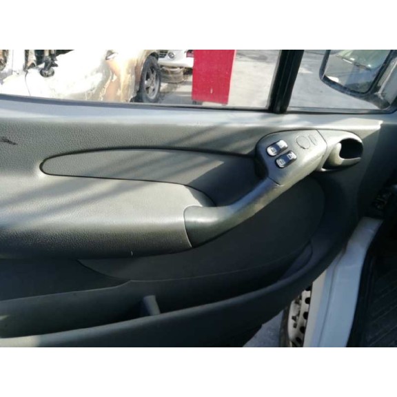 mercedes-benz sprinter 02.00  caja cerrada del año 2006