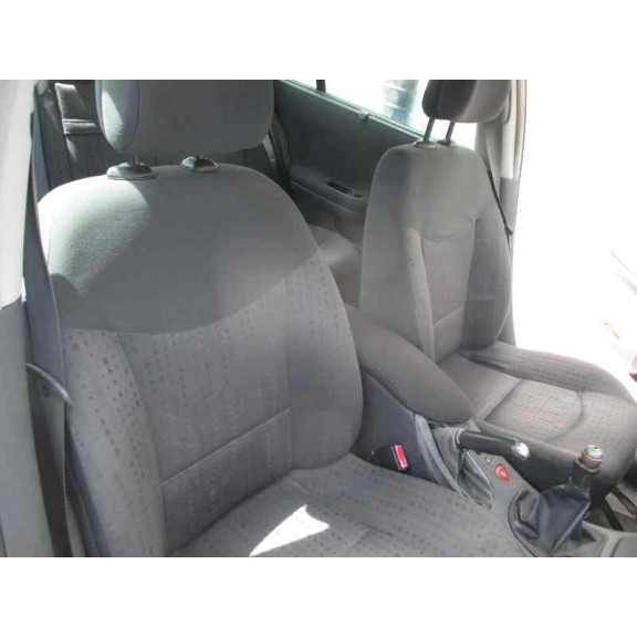 renault laguna ii (bg0) del año 2004