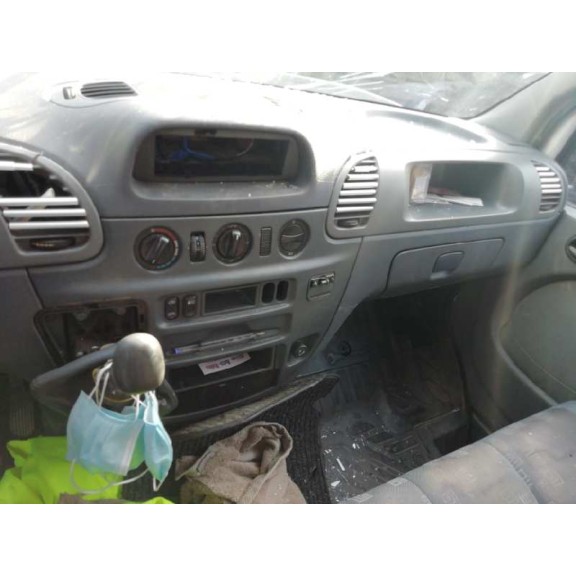 mercedes-benz sprinter 02.00  caja cerrada del año 2006