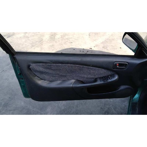 toyota corolla (e11) del año 1999