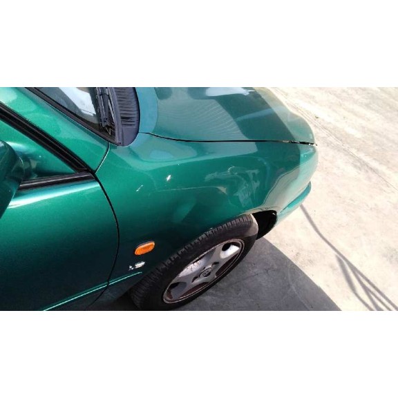 toyota corolla (e11) del año 1999