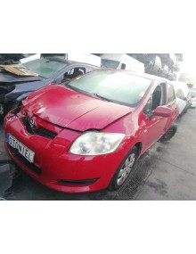 toyota auris del año 2008