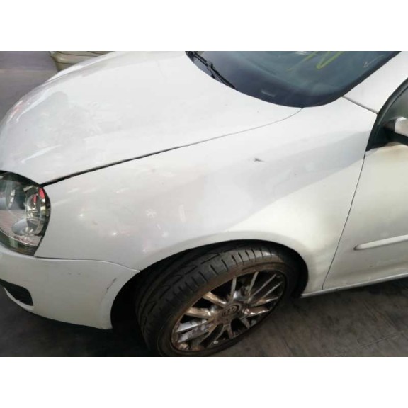 volkswagen golf v berlina (1k1) del año 2007