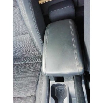 Recambio de apoyabrazos central para ssangyong tivoli referencia OEM IAM 7790035390 7791135000 