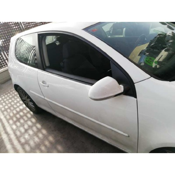 volkswagen golf v berlina (1k1) del año 2007