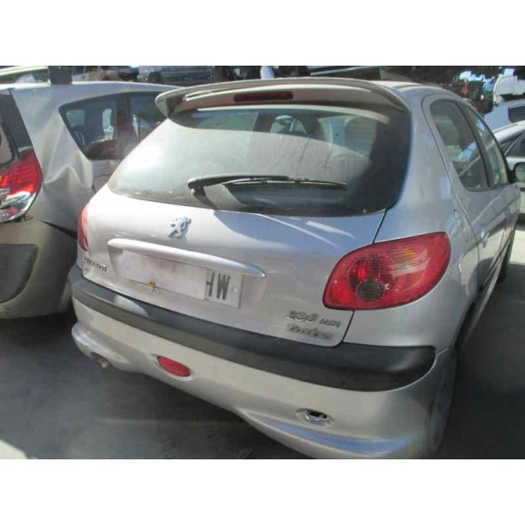 peugeot 206 berlina del año 2003