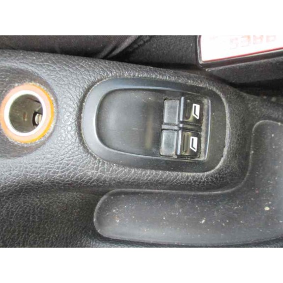 peugeot 206 berlina del año 2003