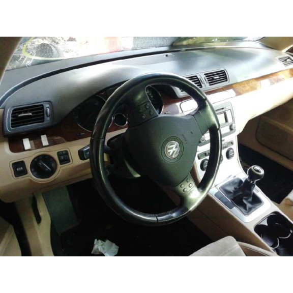 volkswagen passat variant (3c5) del año 2007