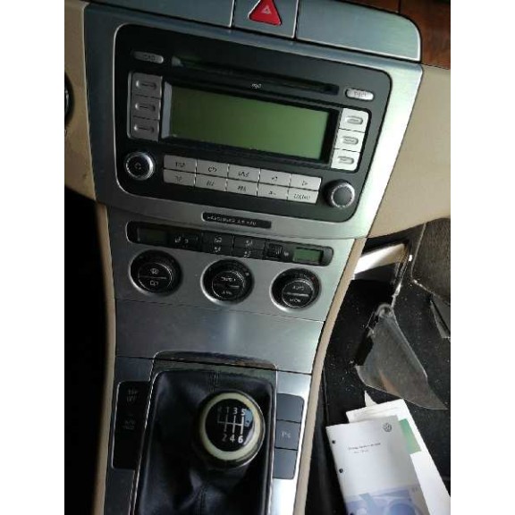 volkswagen passat variant (3c5) del año 2007