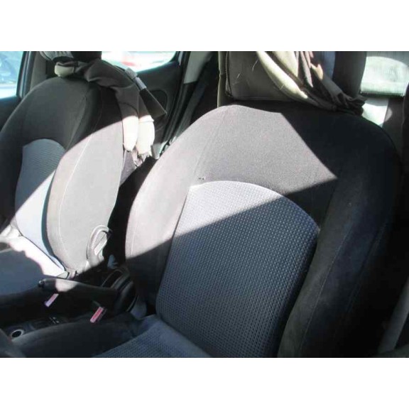 peugeot 206 berlina del año 2003