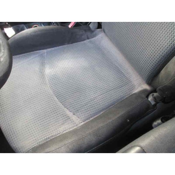 peugeot 206 berlina del año 2003