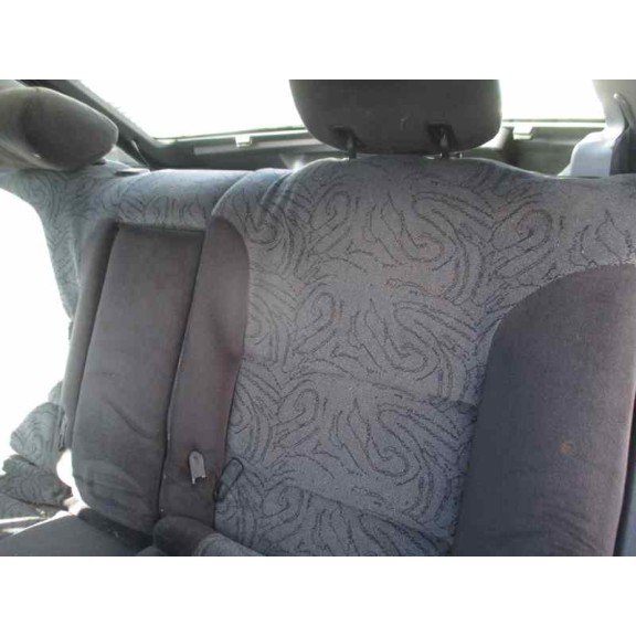 citroën xantia berlina del año 2000