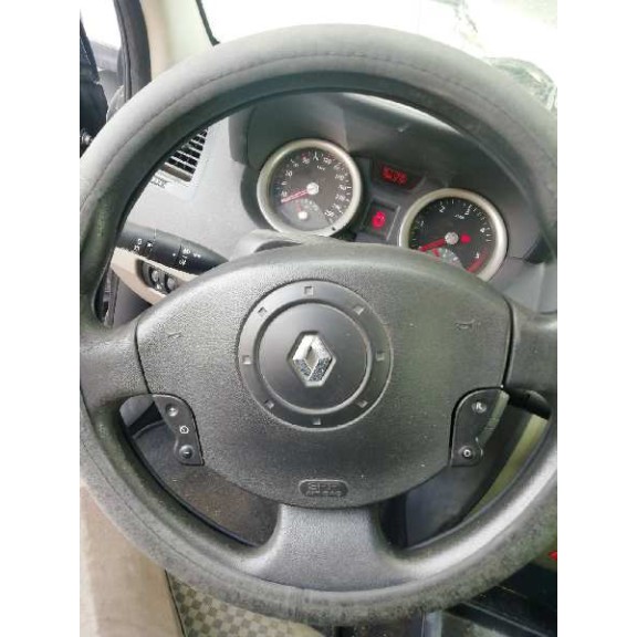 renault megane ii classic berlina del año 2005