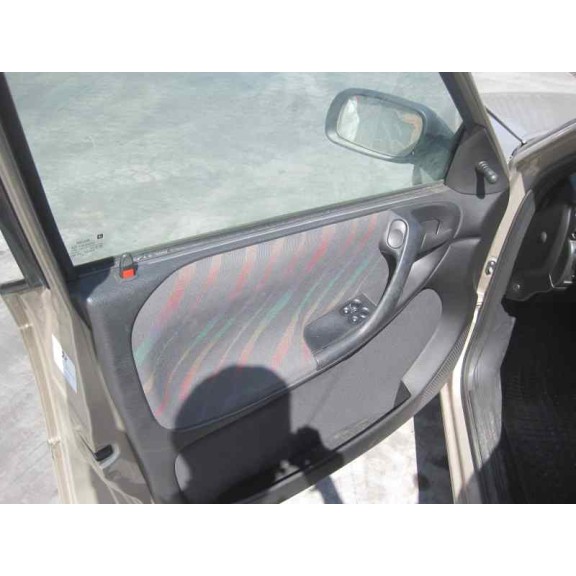 opel astra f berlina del año 1996