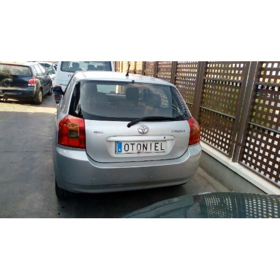 toyota corolla (e12) del año 2003