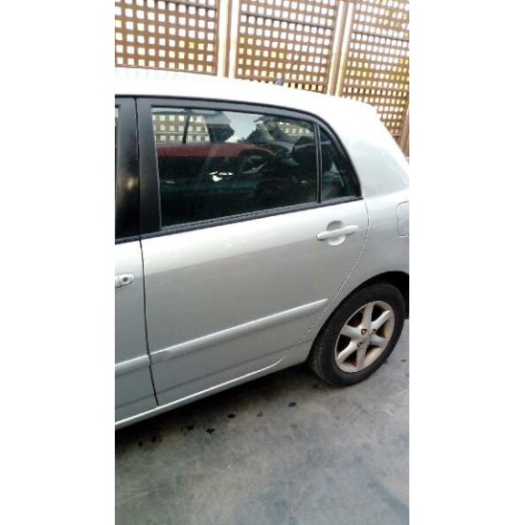 toyota corolla (e12) del año 2003
