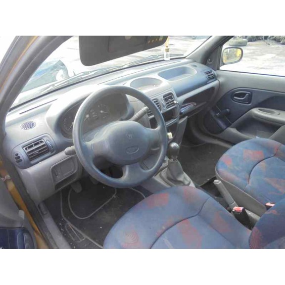 renault clio ii fase i (b/cbo) del año 1998