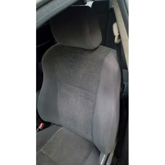 toyota corolla (e12) del año 2003