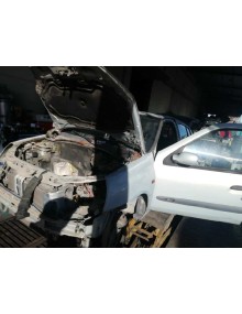 renault clio ii fase ii (b/cb0) del año 2001