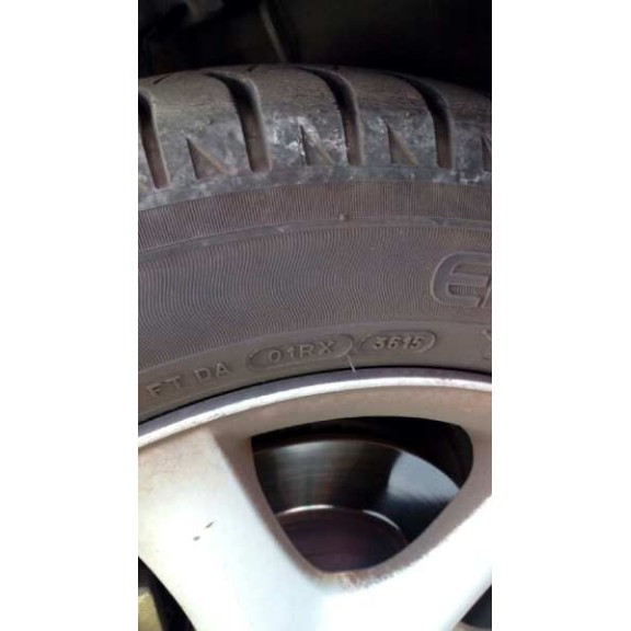 toyota corolla (e12) del año 2003