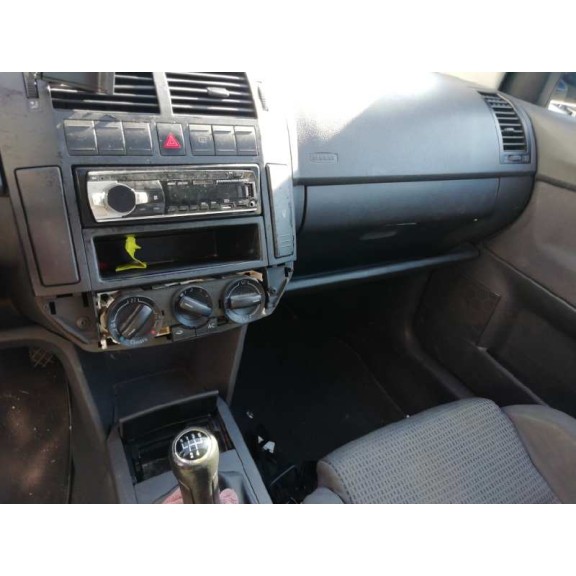 volkswagen polo (9n1) del año 2004