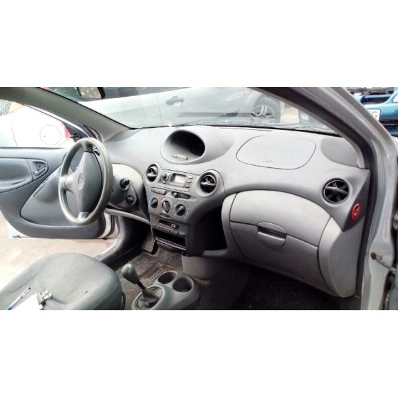 toyota yaris (ncp1/nlp1/scp1) del año 1999