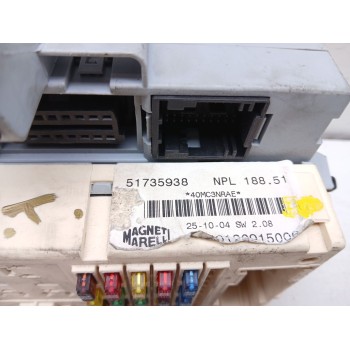 Recambio de caja reles / fusibles para fiat punto berlina (188) 1.2 8v active referencia OEM IAM 51735938  
