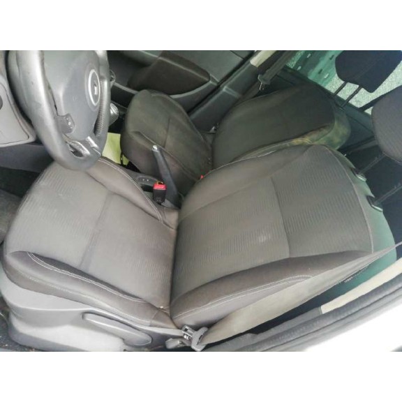 renault clio iii del año 2006