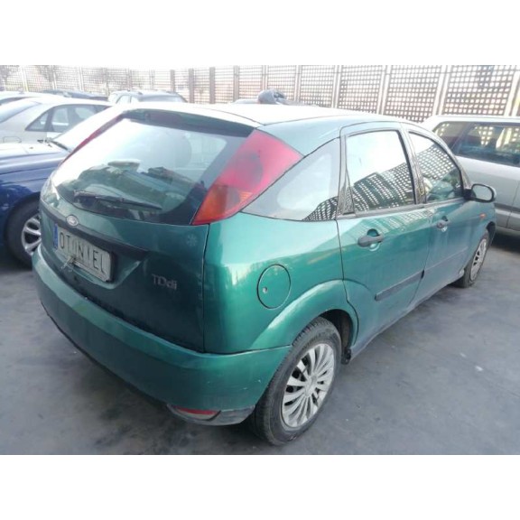 ford focus berlina (cak) del año 2001
