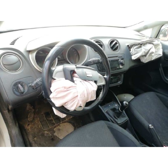 seat ibiza (6j5) del año 2010