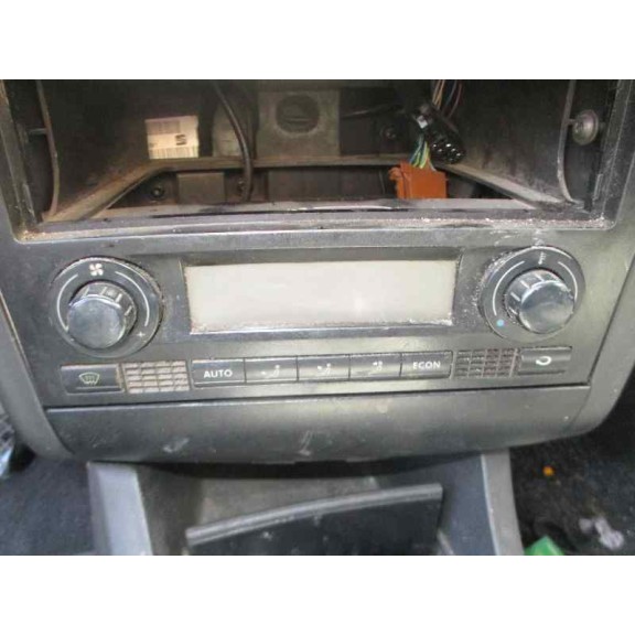 seat ibiza (6l1) del año 2004