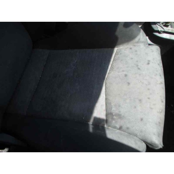 seat ibiza (6l1) del año 2004