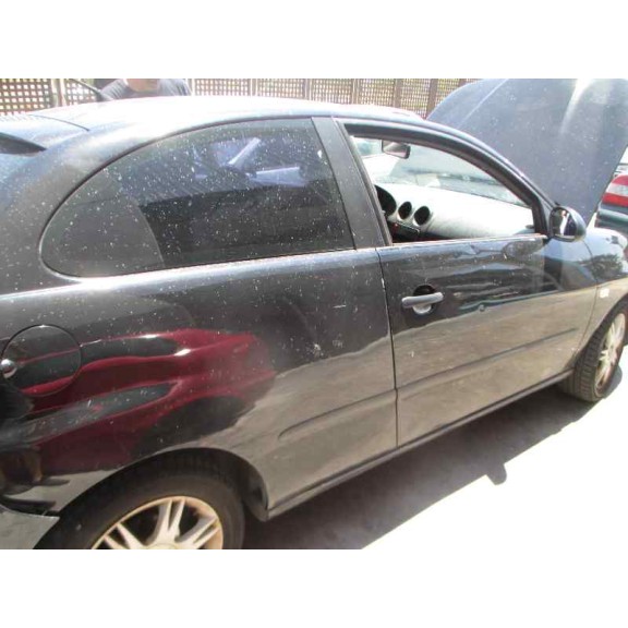 seat ibiza (6l1) del año 2004