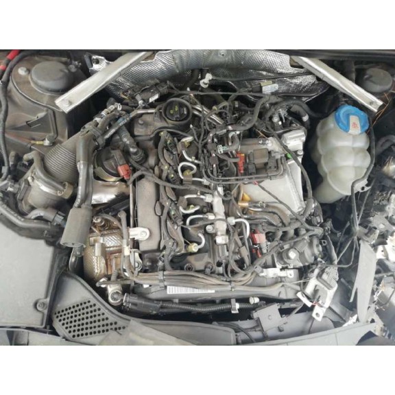 audi a4 berlina (8w2) del año 2016